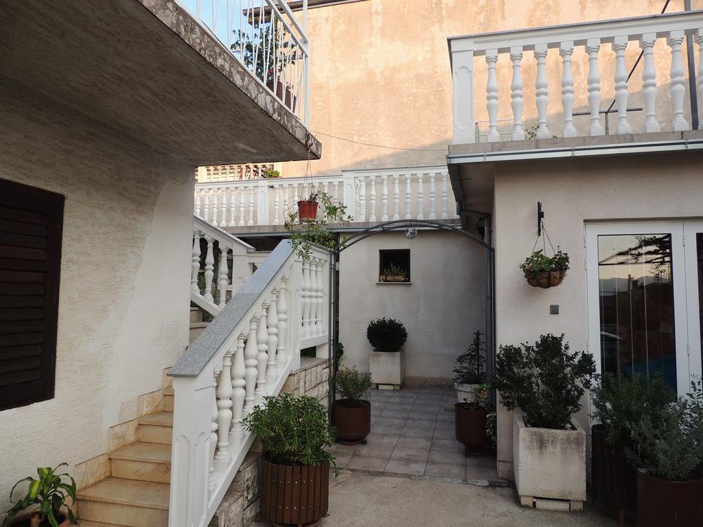 Apartment In Novi Vinodolski 15274 Povile Exterior photo
